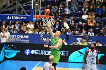 TOFAŞ Basketbol Takımı 2'de 2 yaptı!
