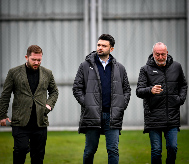 Bursaspor'da yeni teknik direktör kim olacak? İşte detaylar...-Bursa Hayat Gazetesi-3