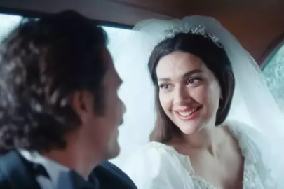 Bergüzar Korel Annem Ankara’da 90’lar gelini oldu