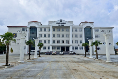 Bursa'nın yeni fen lisesi öğrencilerine kavuşmak için hazır