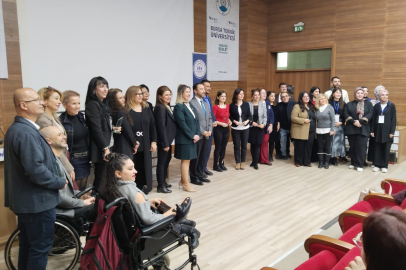 BTÜ’den gönüllülere anlamlı ödül: ‘Yılın En Gönüllüleri’ törenle onurlandırıldı