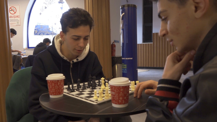 Burfaş B Kafe'de teknolojiye mola!-Bursa Hayat Gazetesi-2