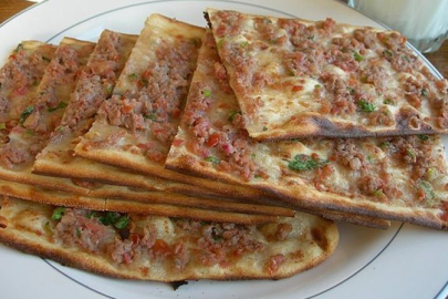 Etli ekmek satan firma şoke etti! İç harcında bakın ne tespit edildi?