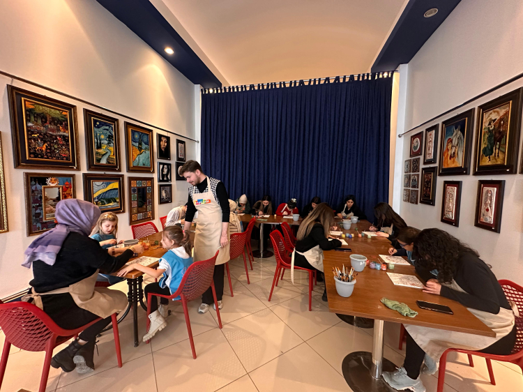 İnegöl AVM’de geleneksel sanatlar hayat buluyor-Bursa Hayat Gazetesi-2