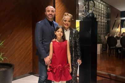 Demet Akalın sahnedeyken eşi Okan Kurt kaza geçirdi