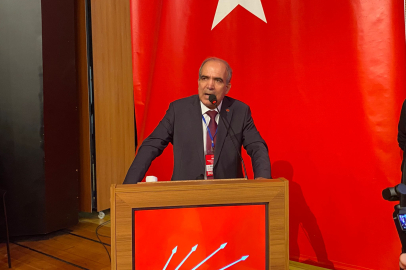 CHP Osmangazi’de yeni dönem! Raşit Gürbüz yeni ilçe başkanı seçildi