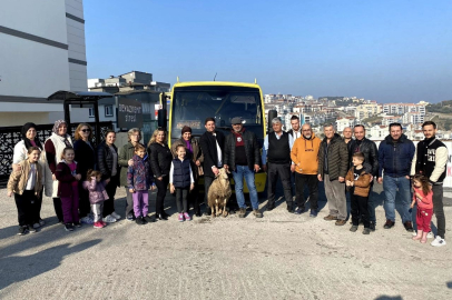 Bursa'da bir mahallenin ulaşım sevinci: Muhtar adağını yerine getirdi