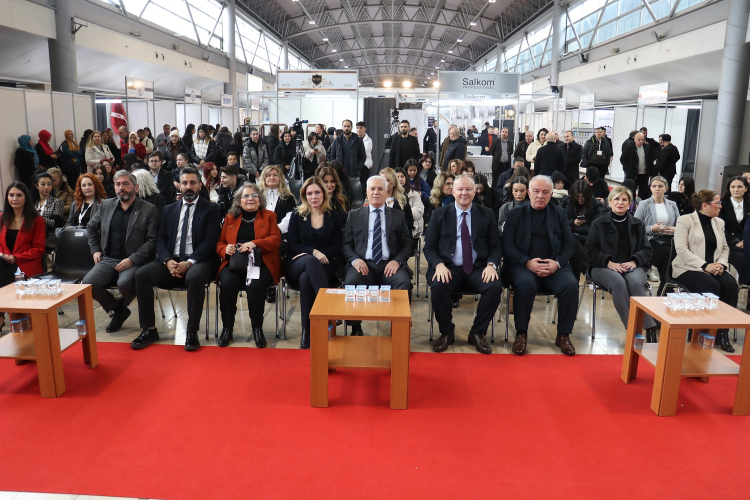 Kozmetik ve güzellik sektörü temsilcileri Bursa’da buluştu!-Bursa Hayat Gazetesi-2