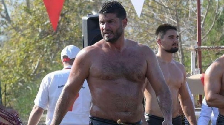 Berk Oktay’ın 20 kilo aldığı yeni rolü sosyal medyada gündem oldu!-Bursa Hayat Gazetesi-2