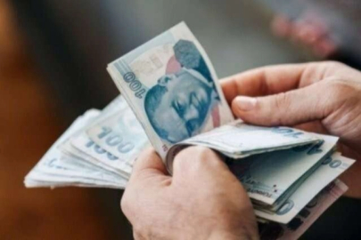 SGK emeklilerin zam farkı ödemelerini yarın hesaplara yatırıyor