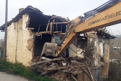 Bursa’da İsmetiye Mahallesi’nde yıkım!