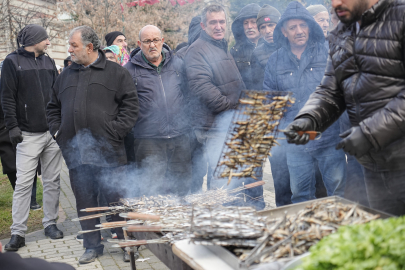 Pek çok lezzet burada! Bursa’daki festivale yoğun ilgi