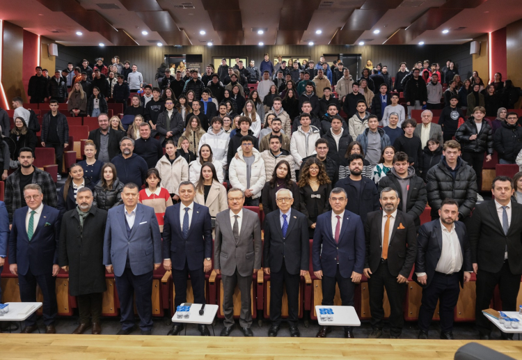 Mudanya Üniversitesi'nde kariyer tavsiyeleri: Baran Çelik tecrübelerini paylaştı - Bursa Hayat Gazetesi-2