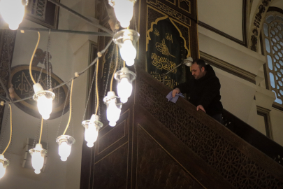 Bursa’nın manevi mirası Ulu Cami Ramazan’a hazırlanıyor