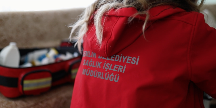 Gemlik'te evde sağlık hizmeti ile hayat kolaylaşıyor-Bursa Hayat Gazetesi-3