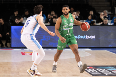 Bursaspor Yörsan 8. galibiyetini Türk Telekom'a karşı aldı