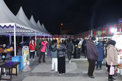 Nilüfer Ramazan Sokağı yoğun ilgiyle açıldı!