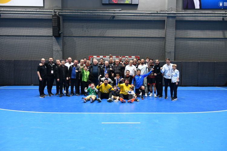 Zirveye bir adım daha! Nilüfer Belediyespor Trabzon'u rahat geçti - Bursa Hayat Gazetesi-2