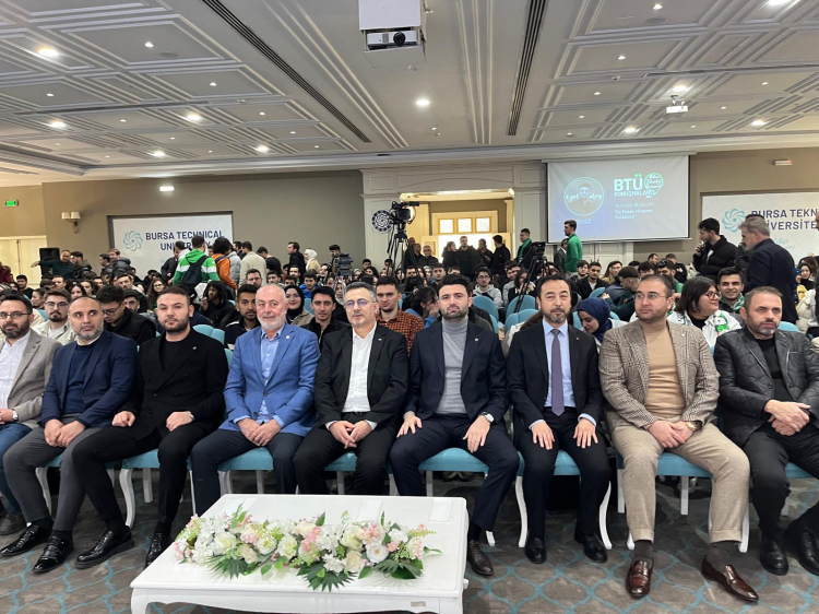 Enes Çelik: ‘Batalla'nın Bursaspor sevgisinden şüphemiz yok’ -Bursa Hayat-2