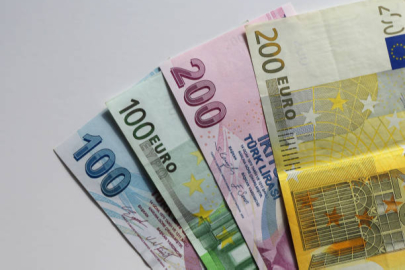 Euro adım adım 40 TL’ye yaklaşıyor! Euro/TL neden yükseliyor? Euro kaç TL?