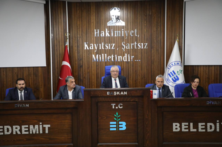 Zeytinli Rock Festivali Edremit’e geri mi dönüyor? Girişimler başladı - Bursa Hayat Gazetesi-2