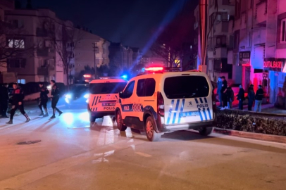 Bursa’da silahlı saldırı: 2 kişiyi dizlerinden vurup kayıplara karıştı