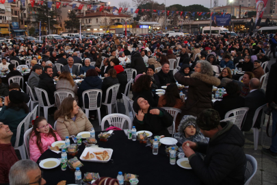 Gemlik’te 3000 kişi iftar sofrasında buluştu!