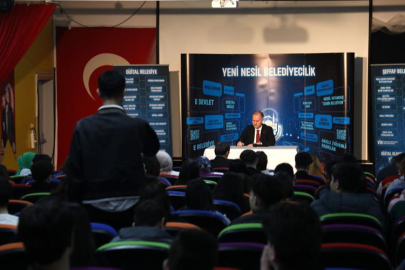 Başkan Taban gençlerin İnegöl’e dair fikirlerini dinledi