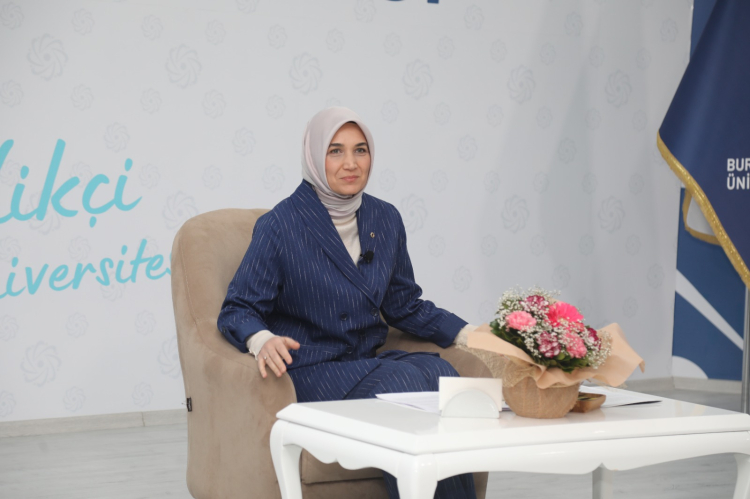 Vali Kübra Güran Yiğitbaşı’ndan Bursa’da ilham veren konuşma - Bursa Hayat Gazetesi-4