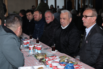 Başkan Özdemir, Gökçe Mahallesi’nde vatandaşlarla iftar yaptı