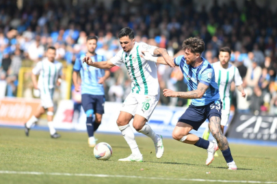 Bursaspor'da Mücahit Can Akçay cezalı! Bir sonraki maçta yok