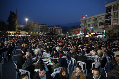 Bursa Kestel’de iftar programı! 3 bin kişi katıldı