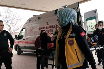 İnegöl'de tarlada traktör kazası: Genç çiftçi yaralandı