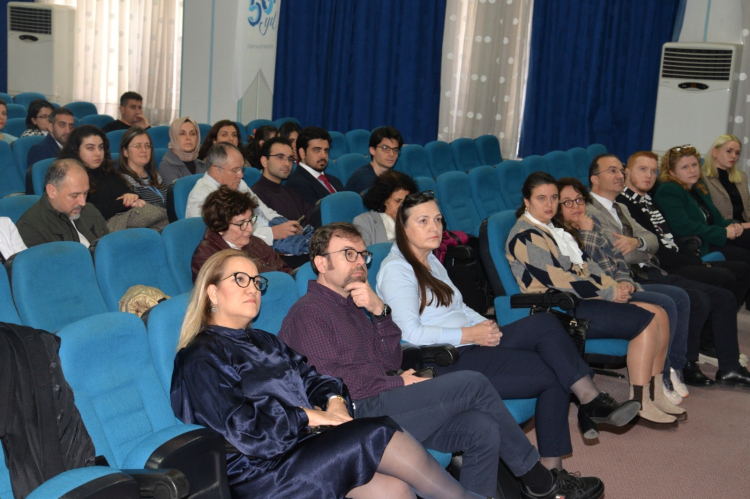BUÜ’de nadir hastalıklar masaya yatırıldı!-Bursa Hayat Gazetesi-2