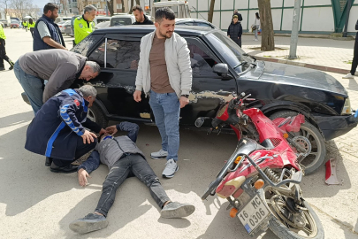 İnegöl'de otomobil ile çarpışan motosikletli yaralandı