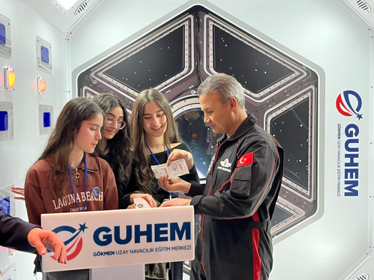 Türkiye’nin ilk astronotu Alper Gezeravcı, Bursa’da! -Bursa Hayat-6