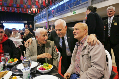 Bursa Büyükşehir Belediyesi şehit aileleri ve gaziler için iftar programı düzenledi