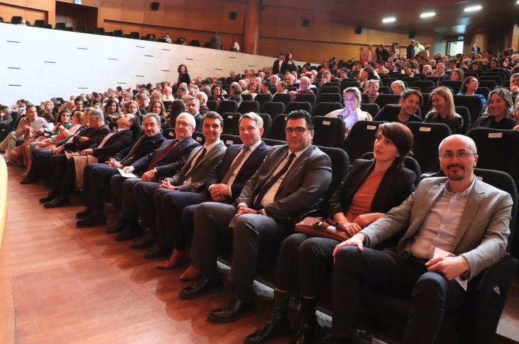 Bursa’da ‘Çanakkale Şehitleri Anma Konseri’ sanatseverleri buluşturdu - Bursa Hayat Gazetesi-3