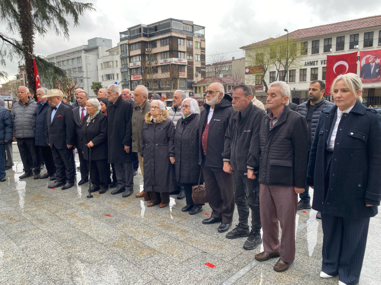 Bursa’da Yaşlılara Saygı Haftası: Huzurevi sakinlerinden renkli etkinlikler - Bursa Hayat Gazetesi-2