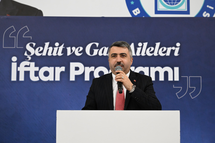 Bursa Yıldırım’da vatan kahramanları için iftar sofrasında buluşuldu - Bursa Hayat Gazetesi-3