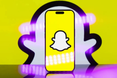 Snapchat, yeni yapay zeka filtrelerini premium kullanıcılara sunmaya başladı