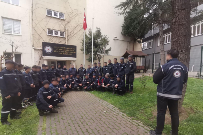 Bursa'da göçmen kaçakçılığı operasyonu: 3 şüpheli gözaltına alındı
