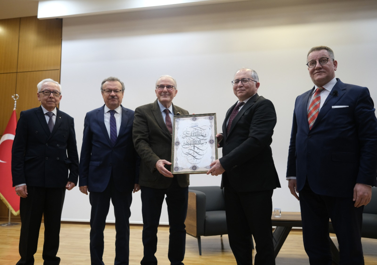 Fahrettin Gülener’den öğrencilere hayat ve iş dünyasına dair tavsiyeler - Bursa Hayat Gazetesi-3