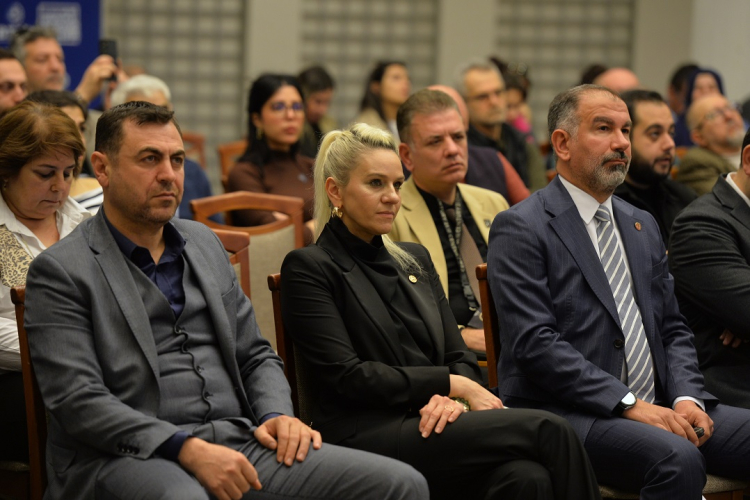 Yerli yatırımcı yurt dışına yöneldi! Gayrimenkul sektörünün geleceği tartışıldı - Bursa Hayat Gazetesi-4