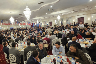 Anahtar Parti Bursa teşkilatları iftarda buluştu!