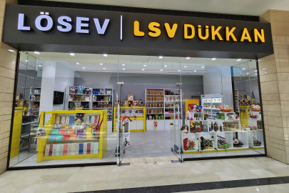 Lösemili çocukların annelerinin el emeği ürünleri Bursa’da satışta