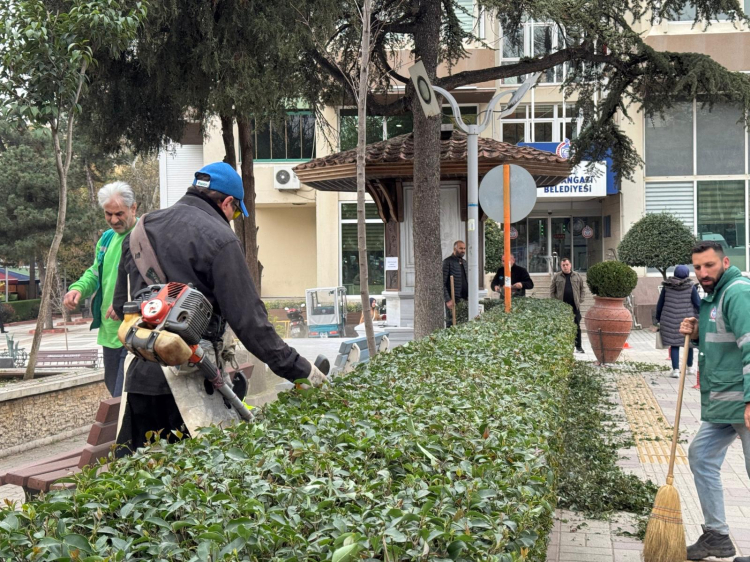 Bursa Orhangazi’de bayram hazırlığı! Temizlik çalışmalarına başlandı -Bursa Hayat-2