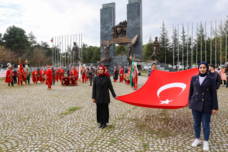 Nevruz ateşi Bursa Uludağ Üniversitesi'nde yandı: Birlik ve kardeşlik mesajı verildi - Bursa Hayat Gazetesi-4