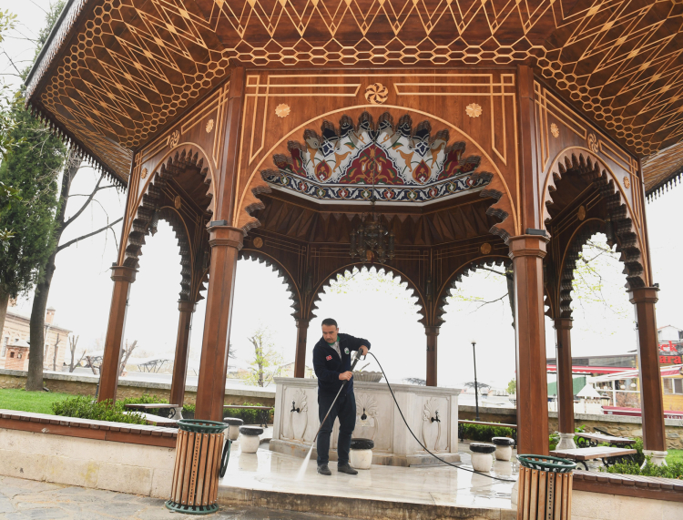 Osmangazi’de cami temizliği Bayramda hijyenik ortamda ibadet imkanı - Bursa Hayat Gazetesi-3