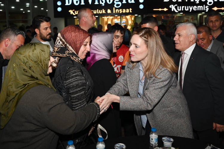 Bursa Büyükşehir Belediyesi'nden Demirtaş'ta iftar dayanışması - Bursa Hayat Gazetesi-3